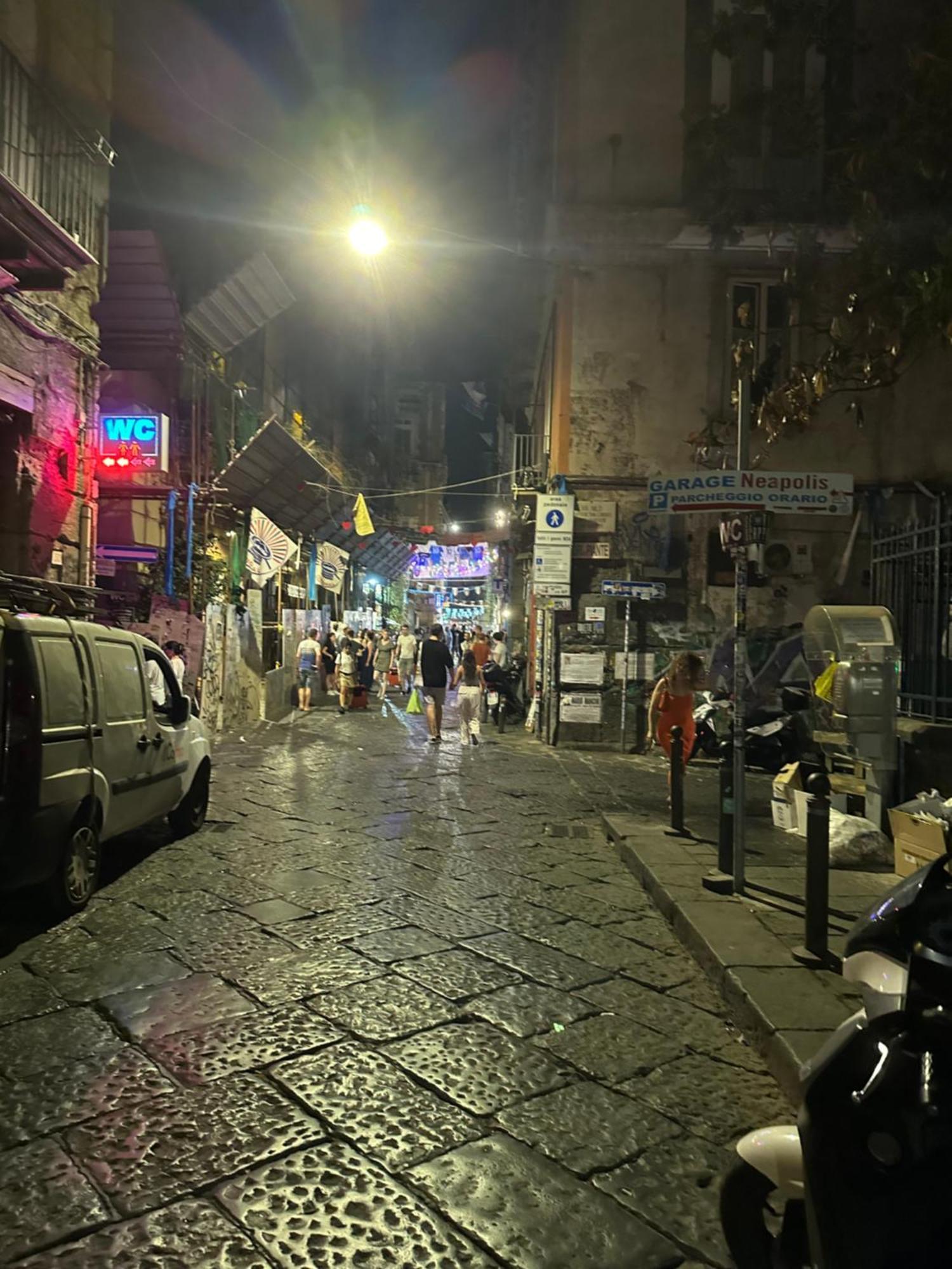 مبيت وإفطار نابولي Angolo Paradiso المظهر الخارجي الصورة